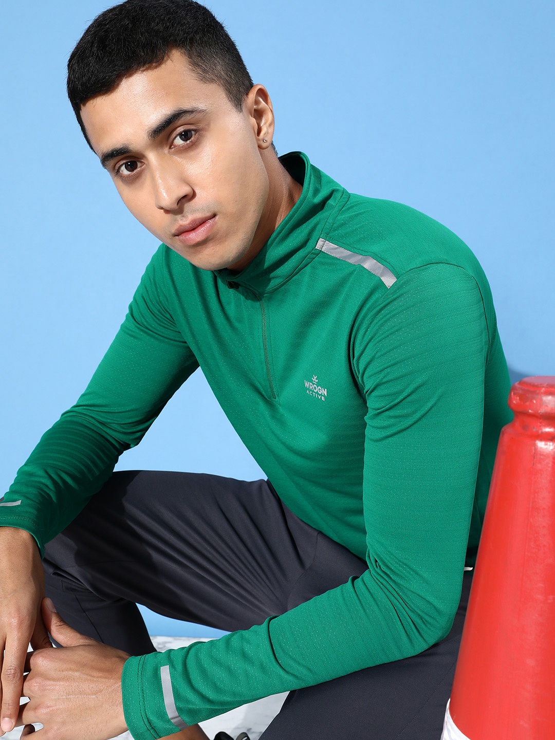 

WROGN ACTIVE Lush Green High Neck Slim Fit Dry Pro T-shirt
