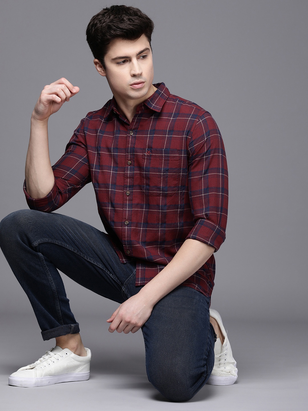 

WROGN Men Slim Fit Tartan Checks Spread Collar Casual Shirt, Maroon