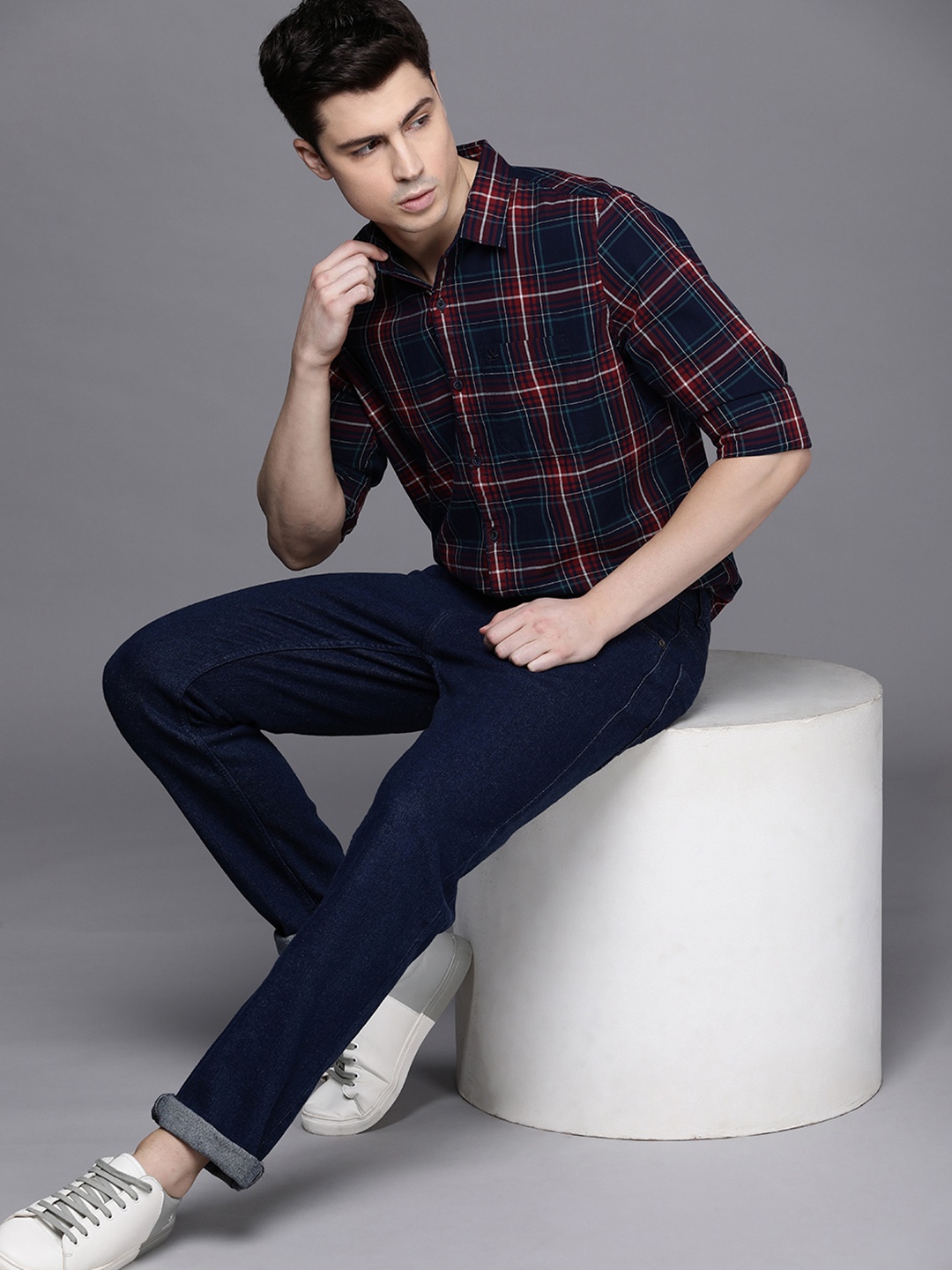 

WROGN Slim Fit Tartan Checked Pure Cotton Casual Shirt, Maroon