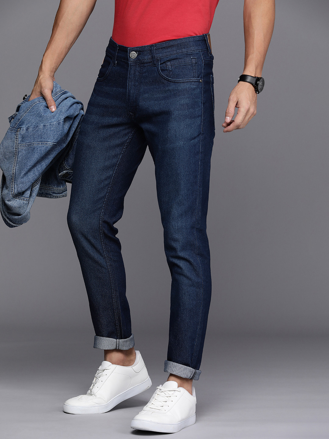 

WROGN Men Slim Fit Mid-Rise Clean Look Light Fade Stretchable Jeans, Blue