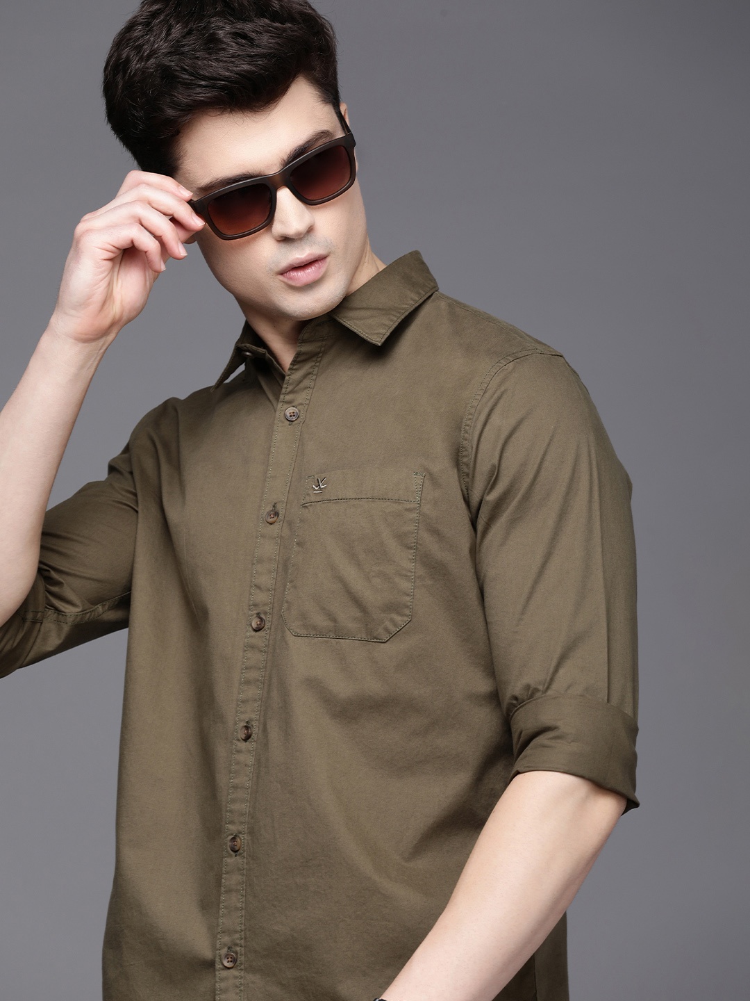 

WROGN Men Pure Cotton Slim Fit Solid Casual Shirt, Olive