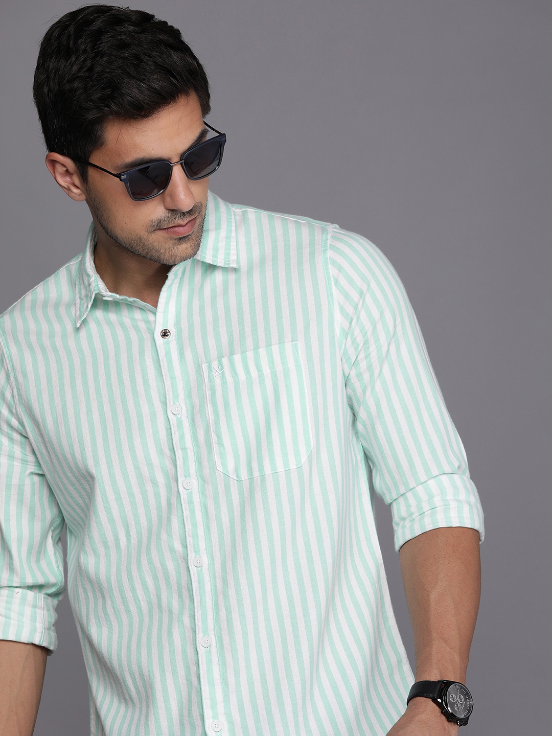

WROGN Men Green Slim Fit Striped Pure Cotton Casual Shirt