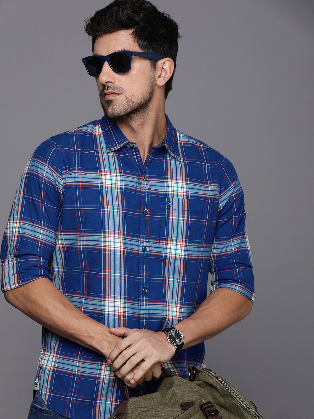 

WROGN Men Slim Fit Tartan Checks Opaque Pure Cotton Casual Shirt With Chest Pocket, Blue