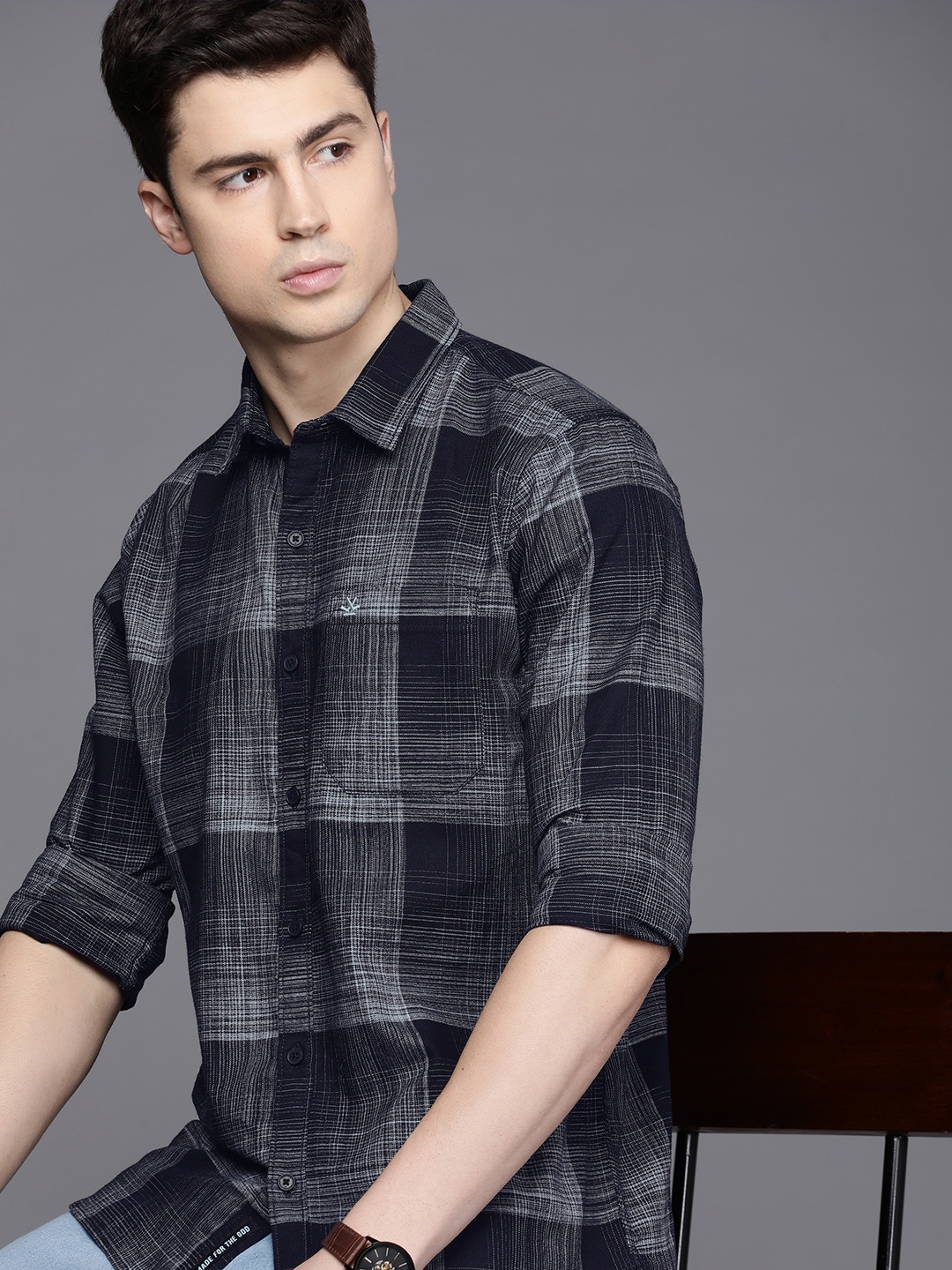 

WROGN Slim Fit Checked Casual Shirt, Navy blue