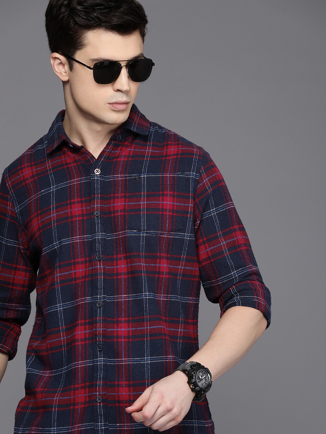 

WROGN Men Slim Fit Opaque Checked Casual Shirt, Navy blue