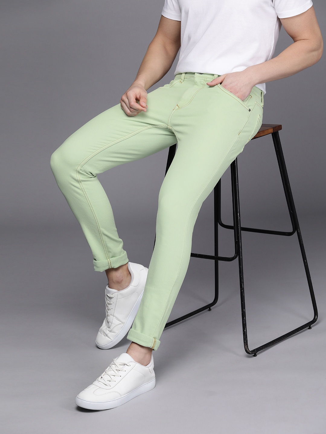 

WROGN Men Slim Fit Stretchable Mid-Rise Jeans, Green