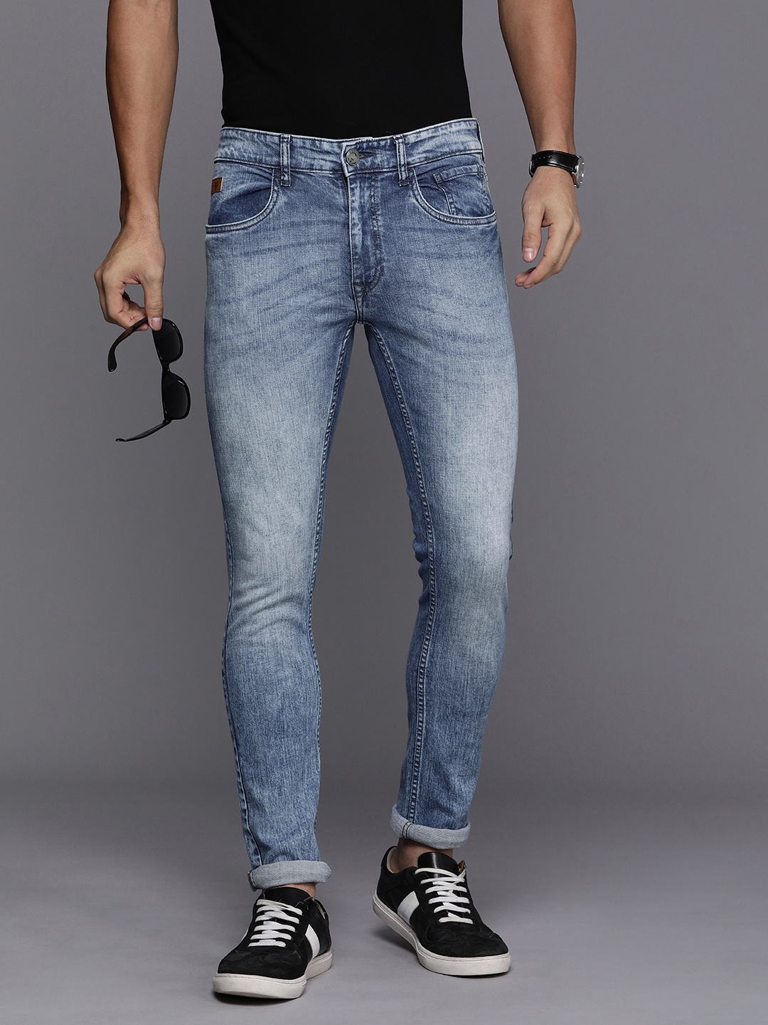 

WROGN Men Slim Fit Heavy Fade Stretchable Jeans, Blue