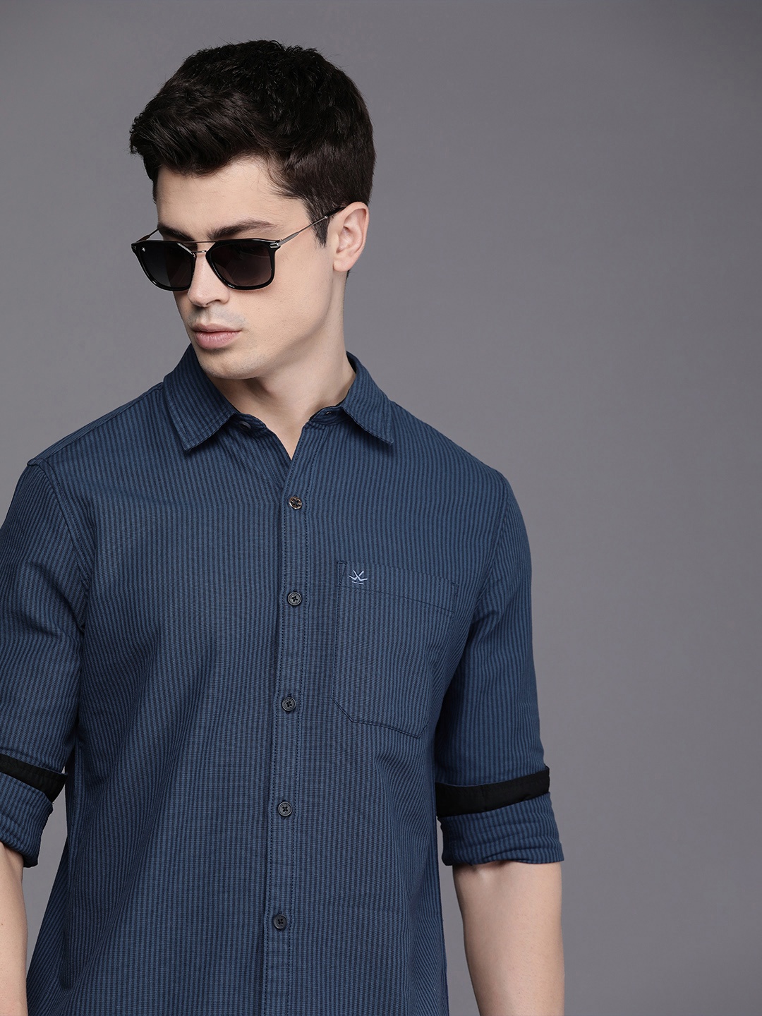 

WROGN Striped Slim Fit Pure Cotton Casual Shirt, Blue