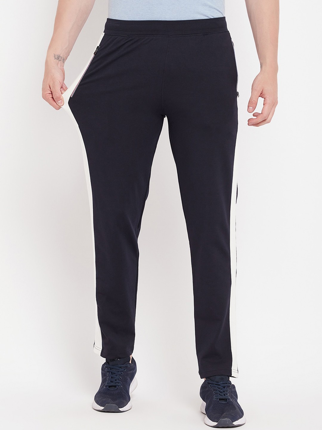 

Okane Men Regular Fit Cotton Track Pants, Navy blue
