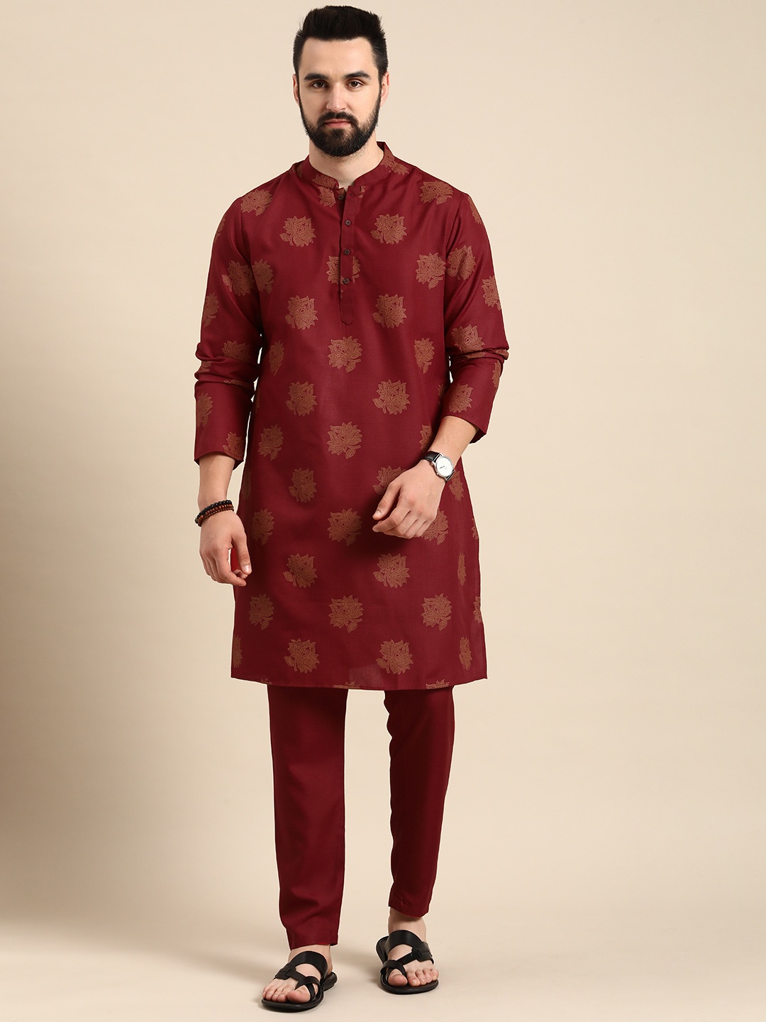

Anouk Ethnic Motifs Printed Regular Kurta with Trousers, Maroon