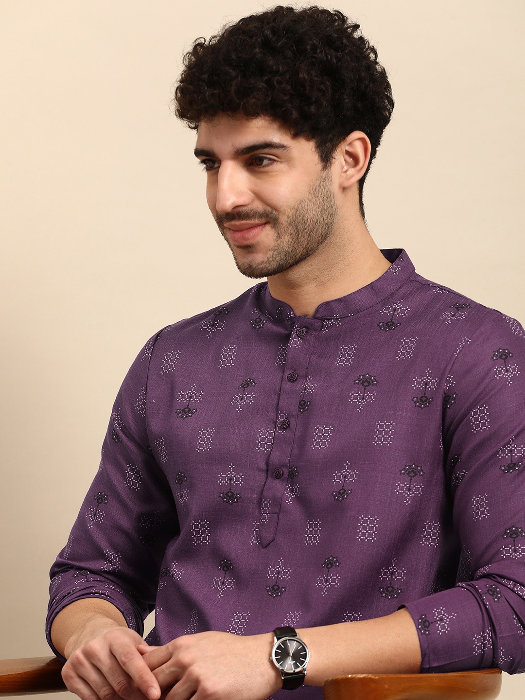

Anouk Ethnic Motifs Print Mandarin Collar Straight Kurta, Purple