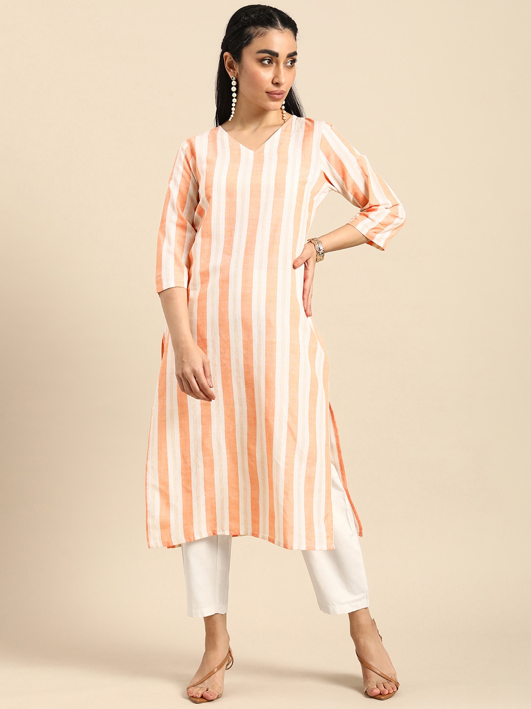 

Anouk Striped V-Neck Regular Kurta with Solid Trousers, Peach