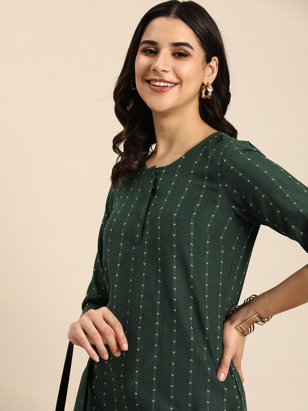 

Anouk Women Woven Design Striped Round Neck Straight Kurta, Green
