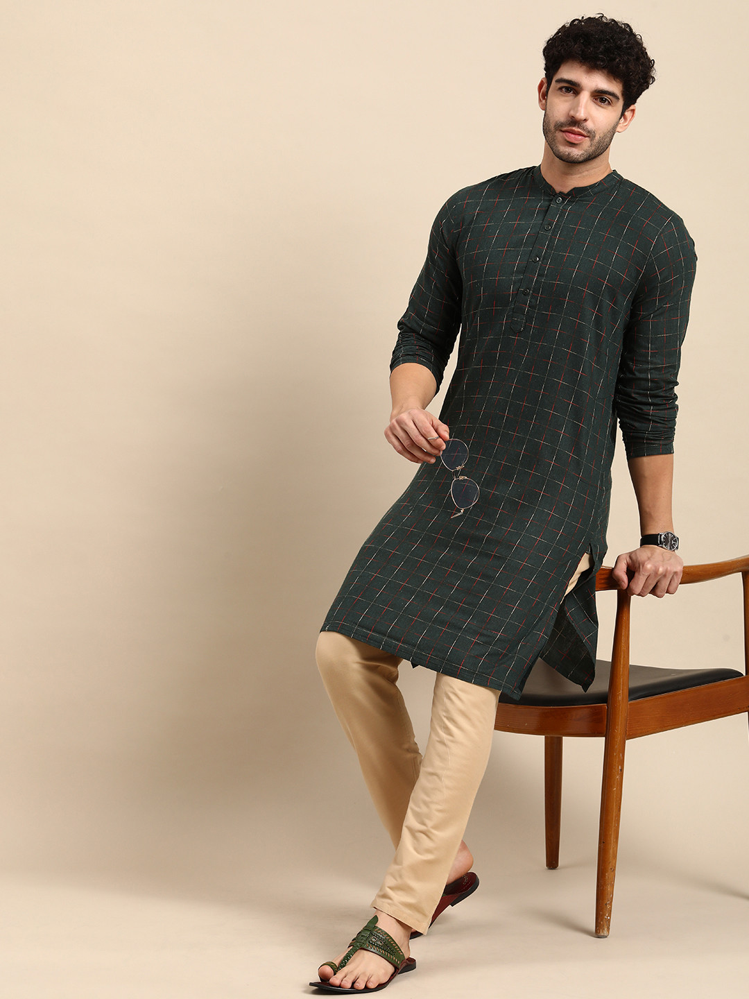 

Anouk Men Checked Mandarin Collar Straight Kurta, Green