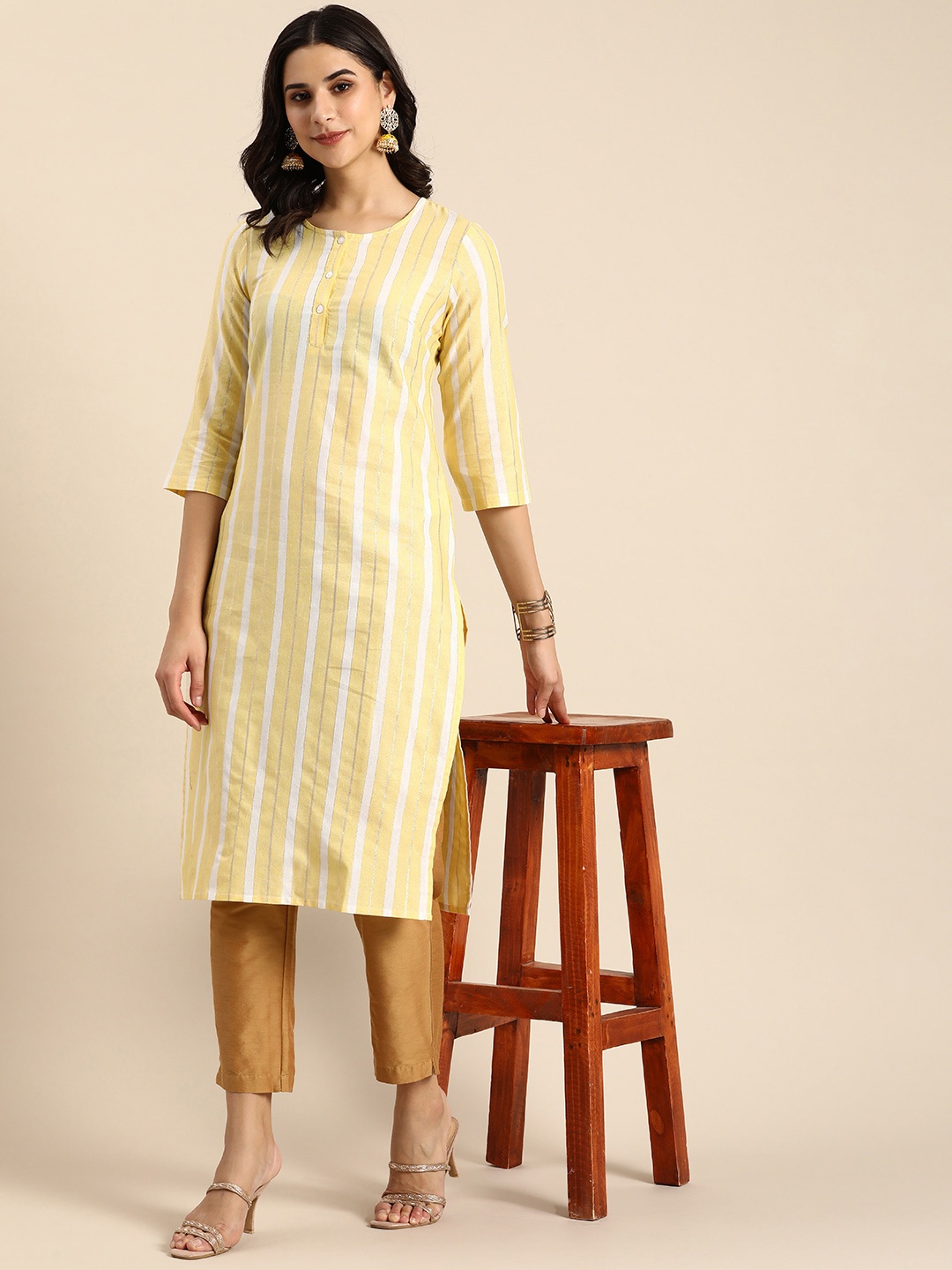 

Anouk Women Striped Round Neck Straight Kurta, Yellow