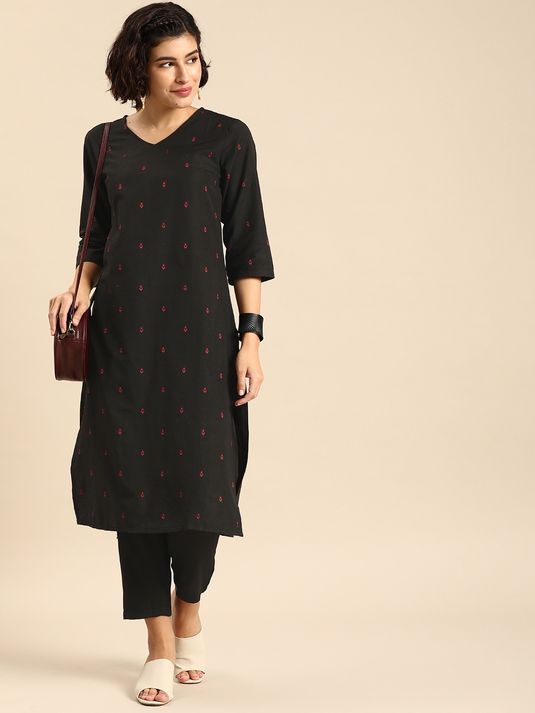 

Anouk Women Thread Work Kurta with Trousers, Black