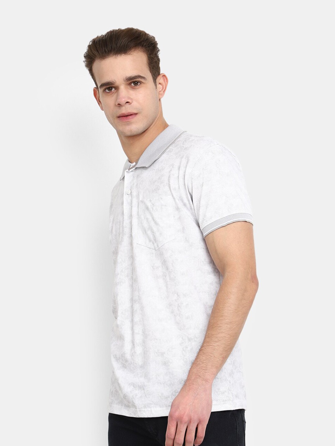 

V-Mart Geometric Printed Polo Collar Cotton T-shirt, White