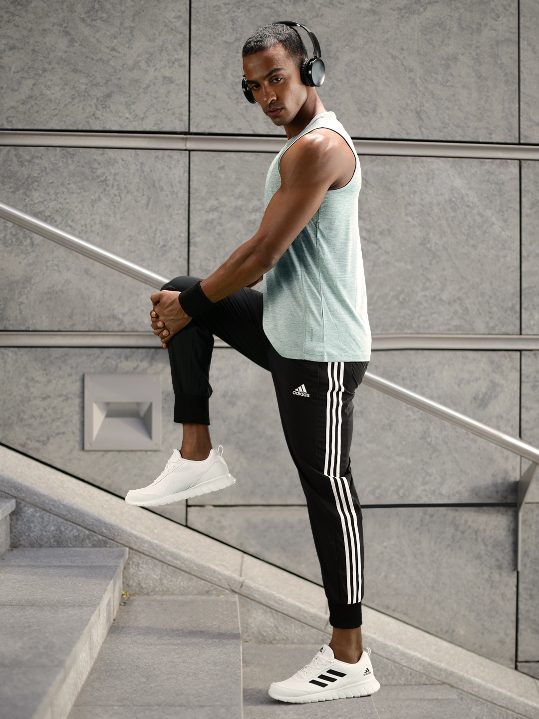 ADIDAS Men 3S WV Joggers, Black