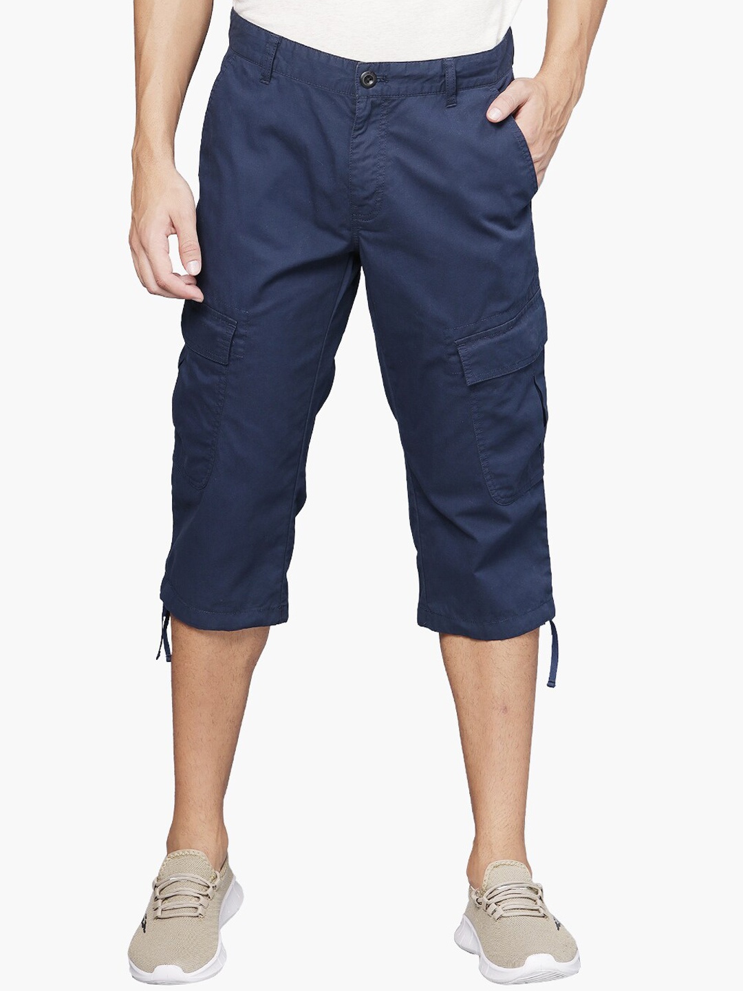 

t-base Men Navy Blue Cargos Trousers