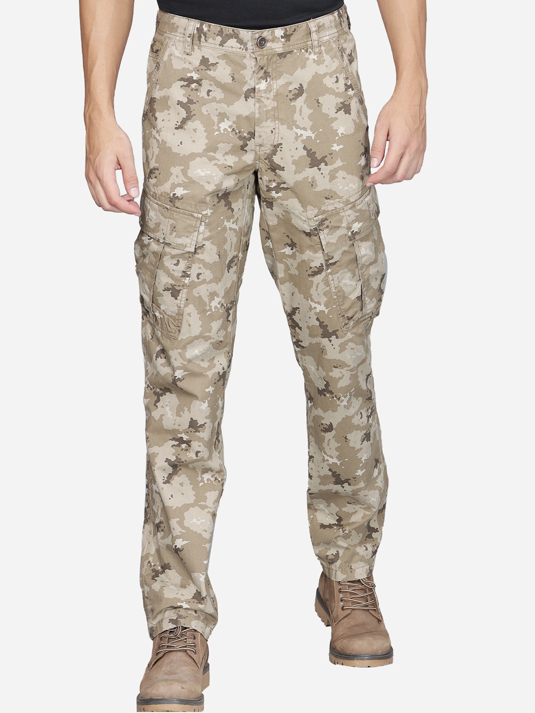 

t-base Men Camouflage Printed Cotton Cargos, Beige