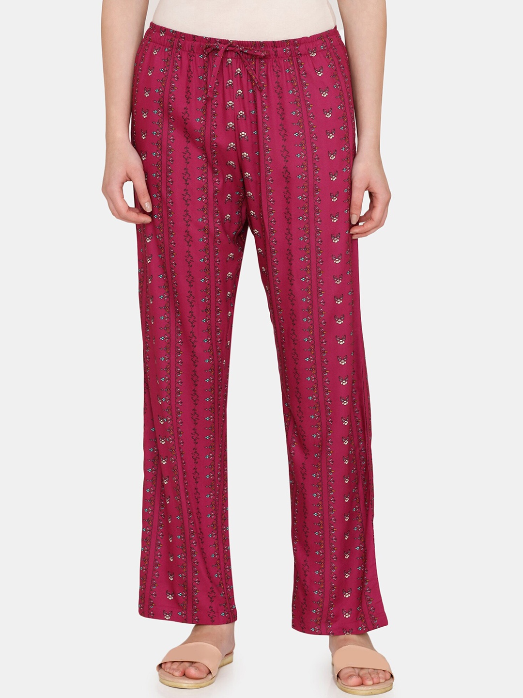 

Zivame Printed Mid-Rise Inner Elastic Lounge Pants, Purple