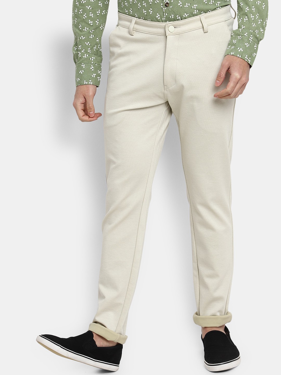 

V-Mart Men White Chinos Trousers