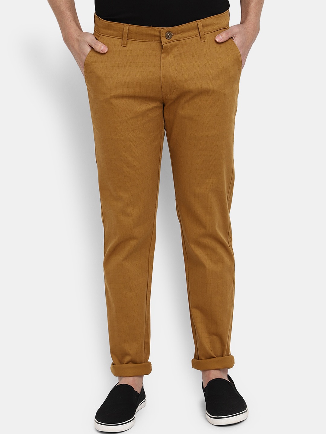 

V-Mart Men Brown Checked Chinos Trousers