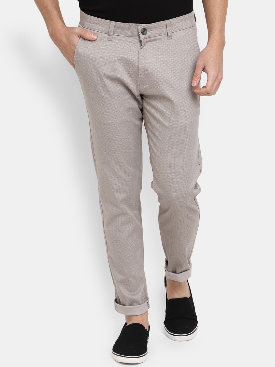 

V-Mart Men Checked Mid-Rise Cotton Chinos, Grey