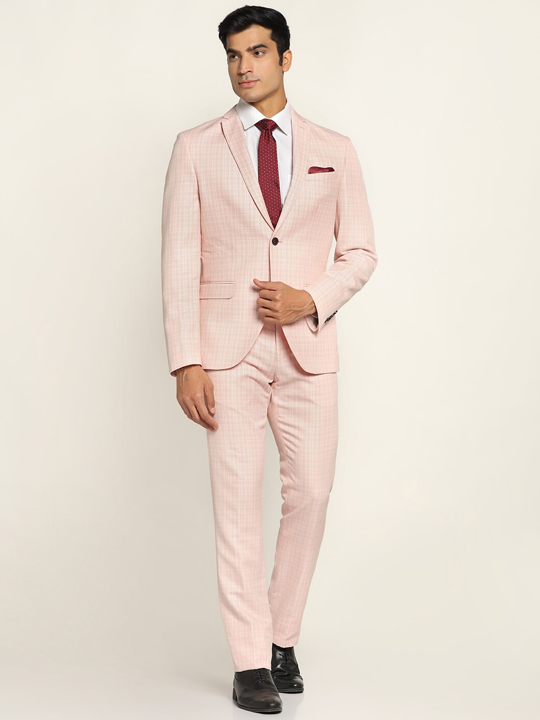 

Blackberrys Single Breasted Slim Fit Two Piece Formal Suit, Pink