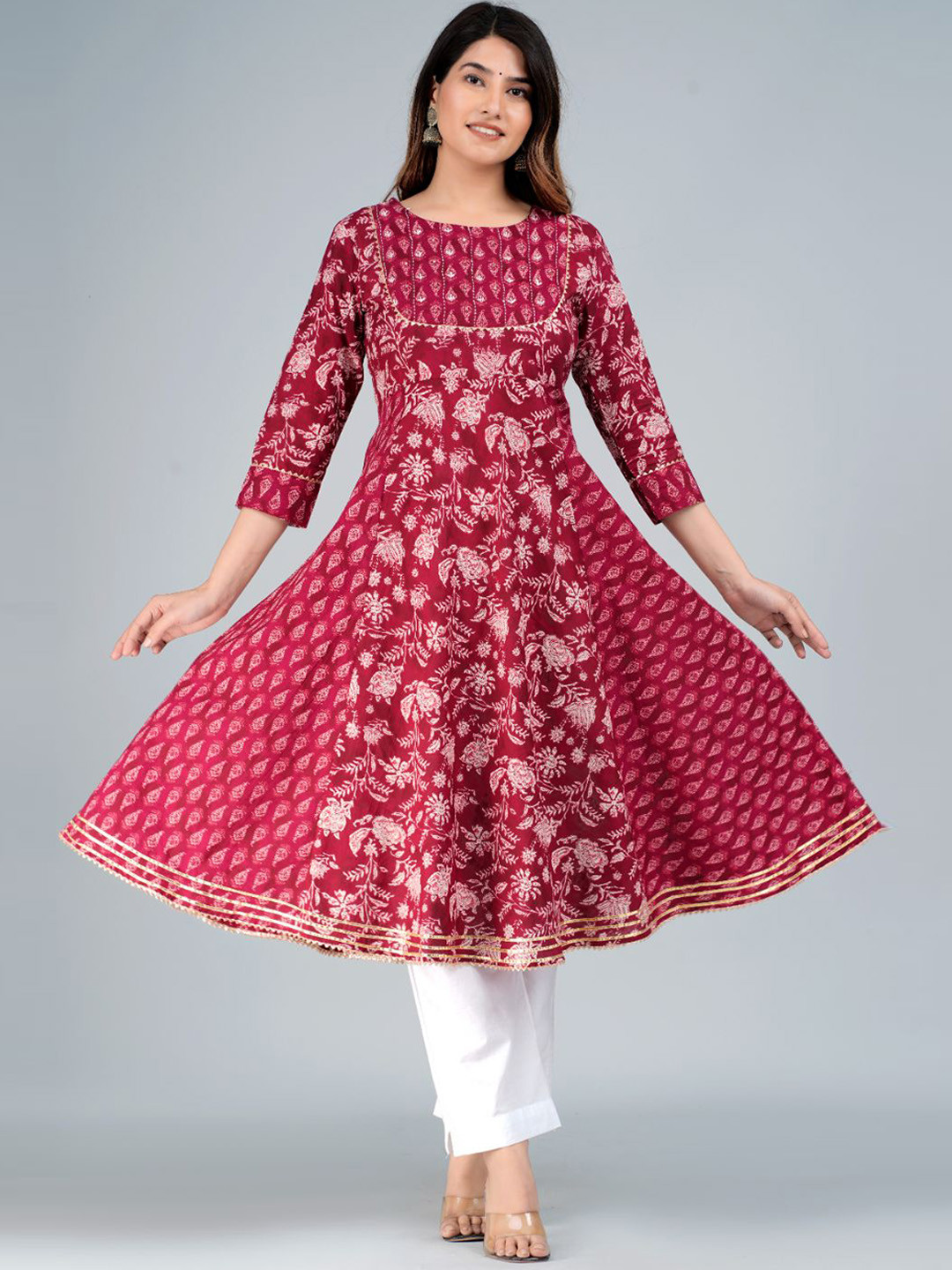 

FABISTA Women Maroon Checked Gotta Patti Block Print Anarkali Kurta