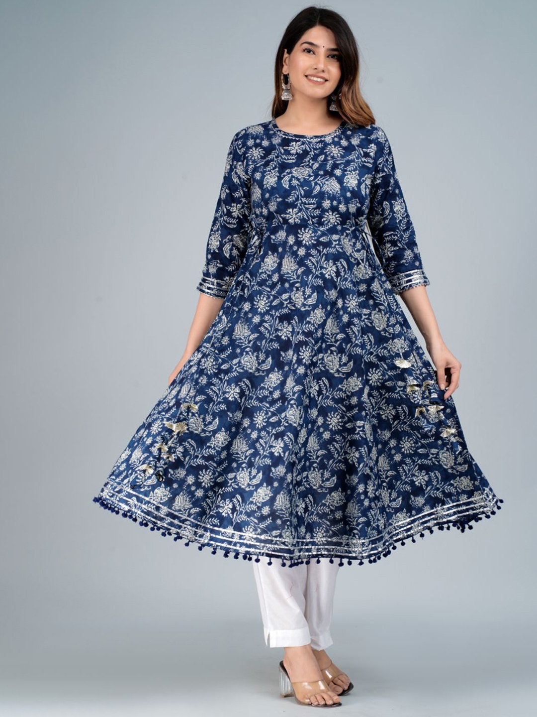 

FABISTA Women Blue Geometric Printed Gotta Patti Block Print Anarkali Kurta