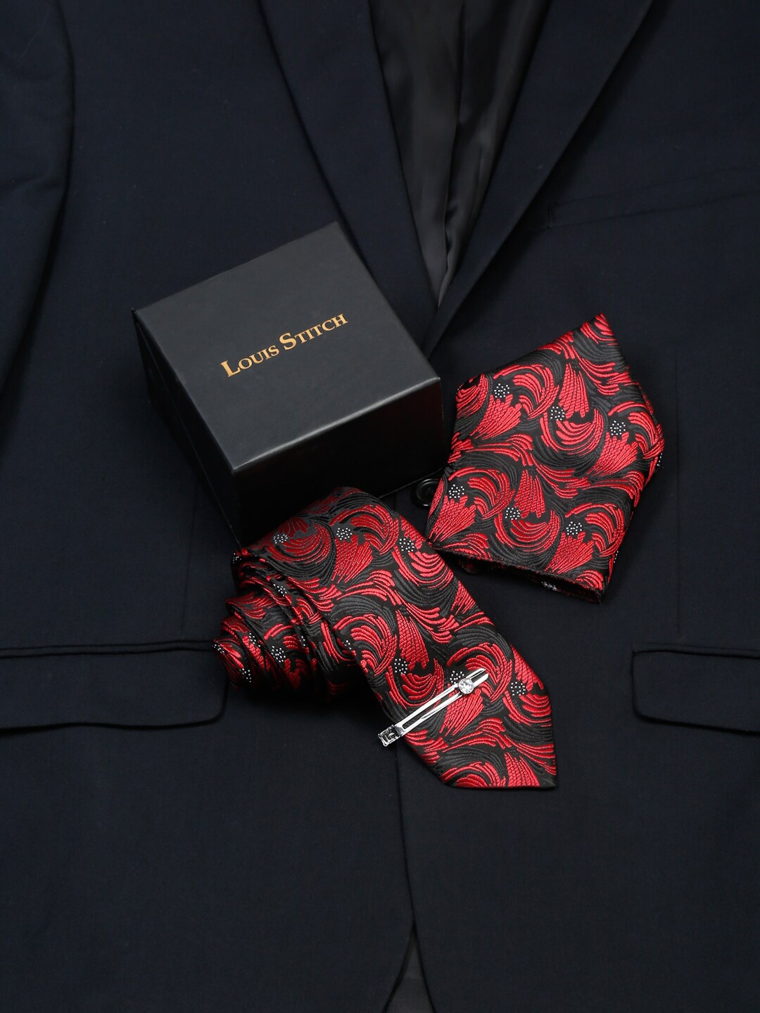 

LOUIS STITCH Men Woven Design Italian Silk Necktie Accessory Gift Set, Red