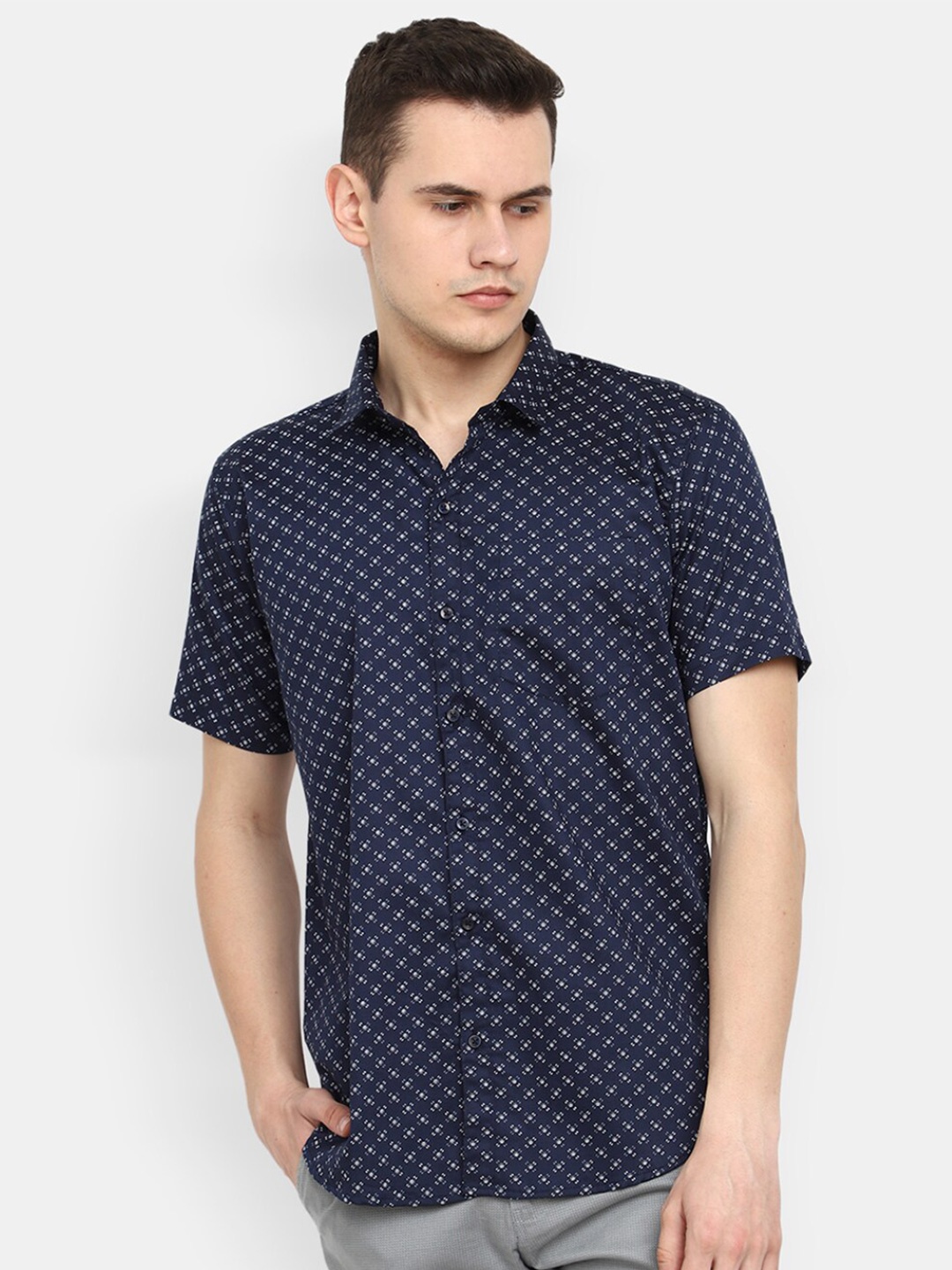 

V-Mart Micro Ditsy Printed Satin Casual Shirt, Blue