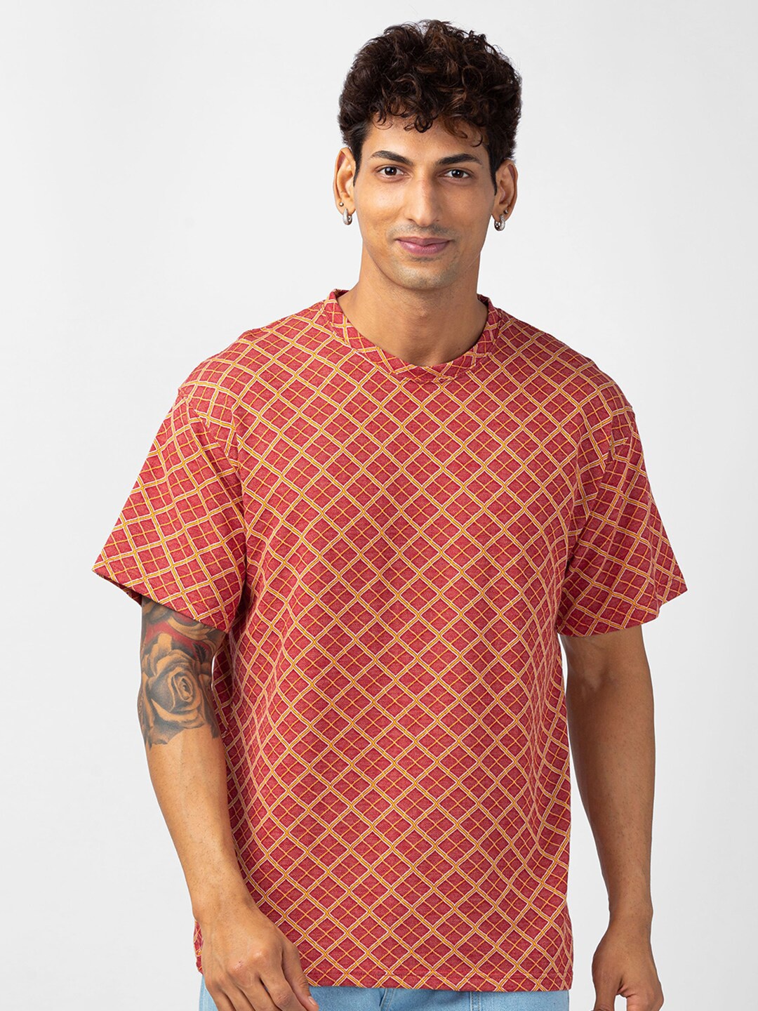 

VASTRADO Men Red Printed Oversized T-Shirt