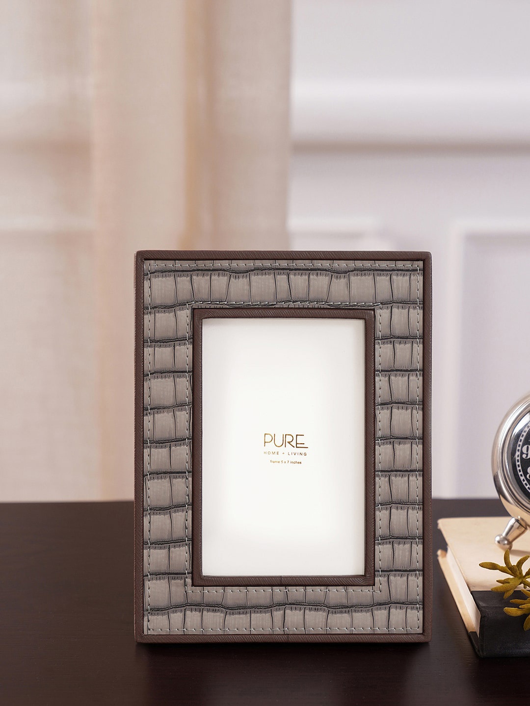 

Pure Home and Living Brown Printed Photo Frame