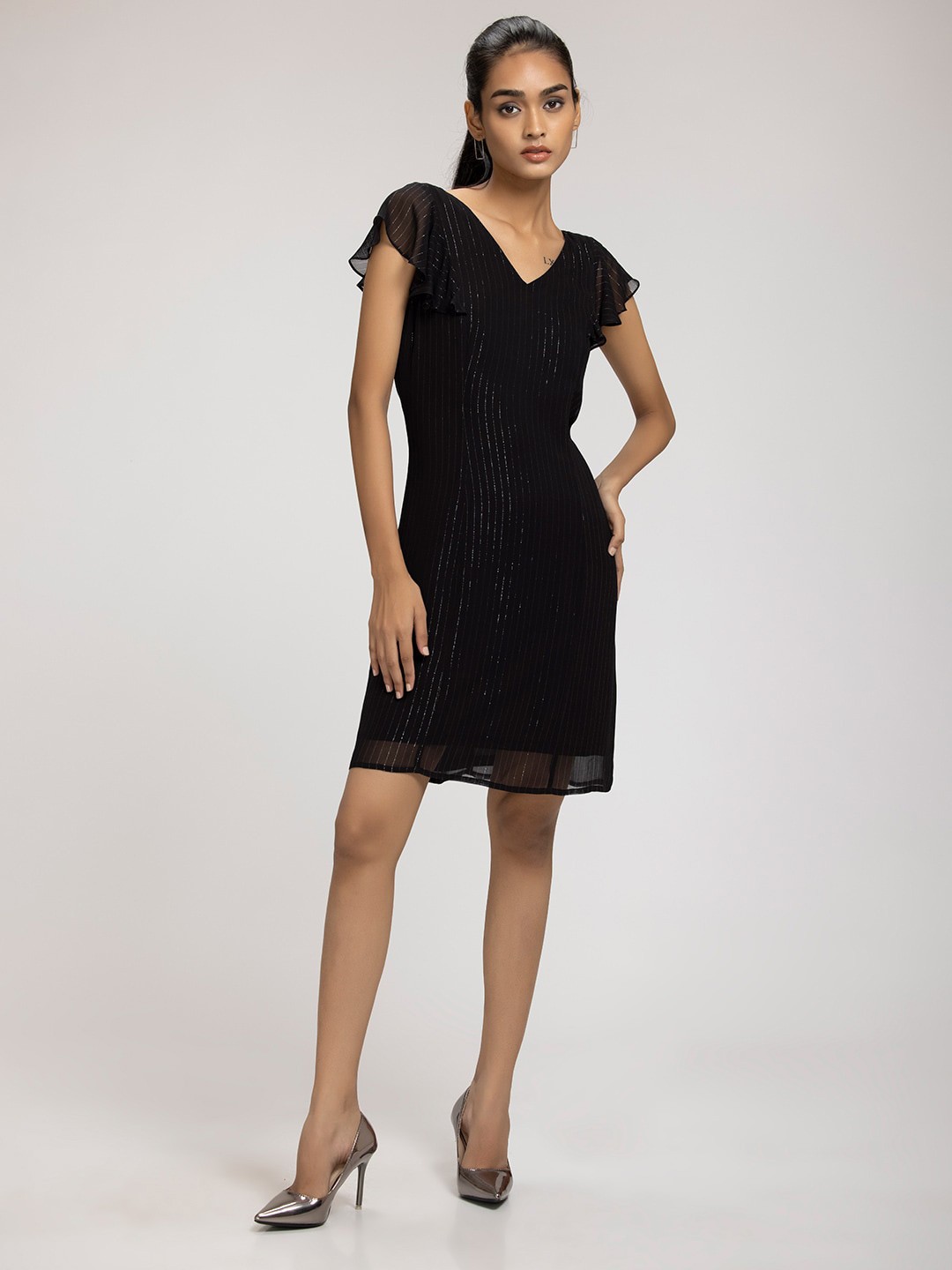 

SHAYE Black Georgette Sheath Dress