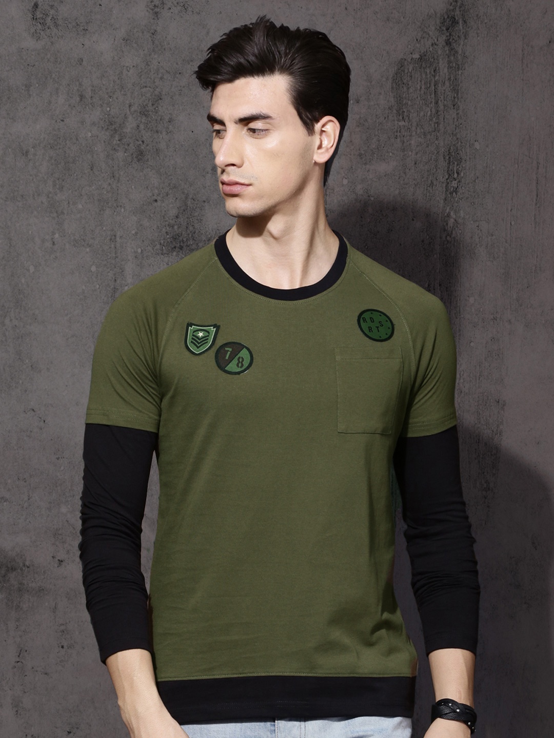 

Roadster Men Olive Green Solid Round Neck T-shirt