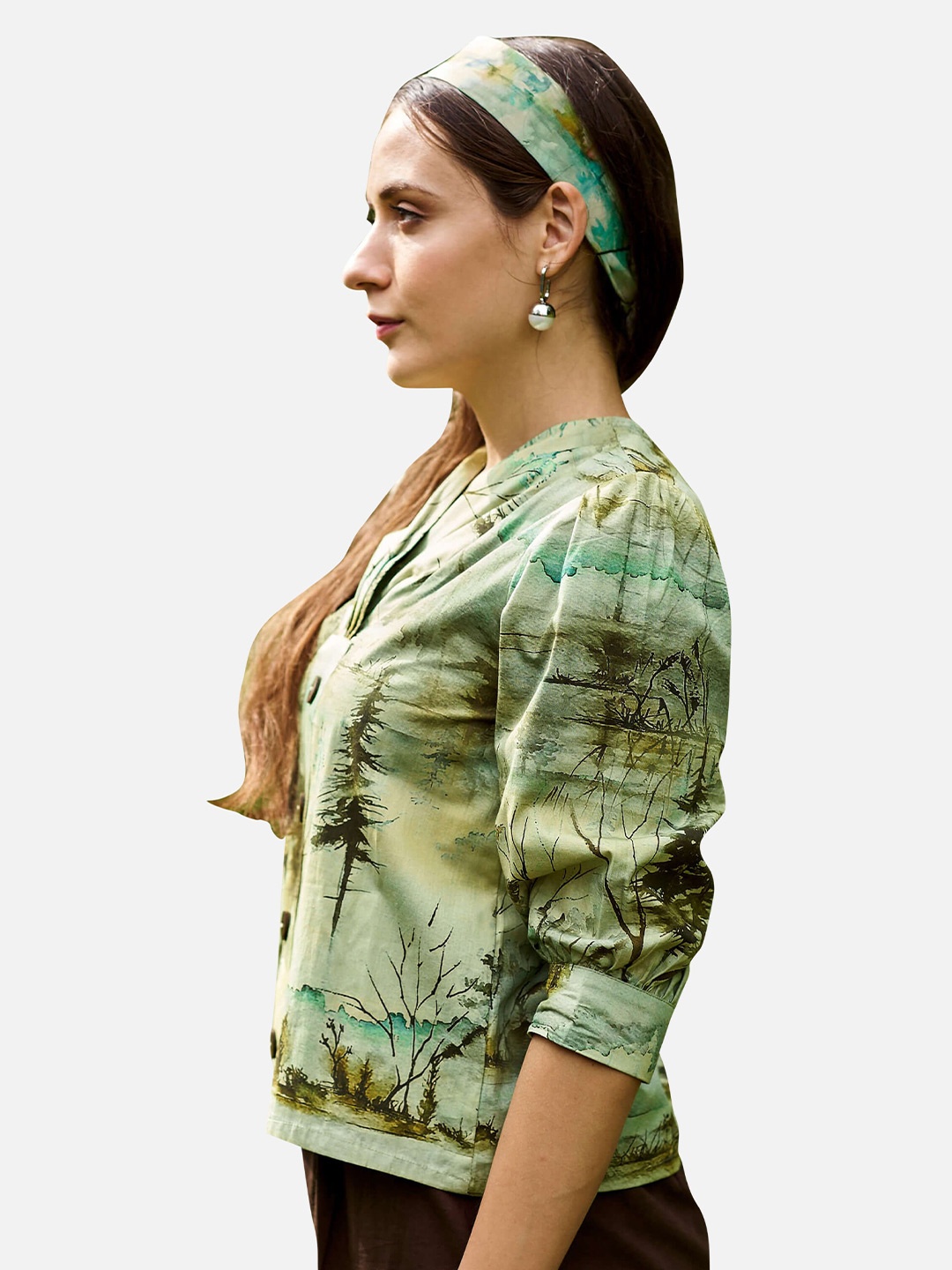 

NEOFAA Women Green Floral Printed Casual Shirt