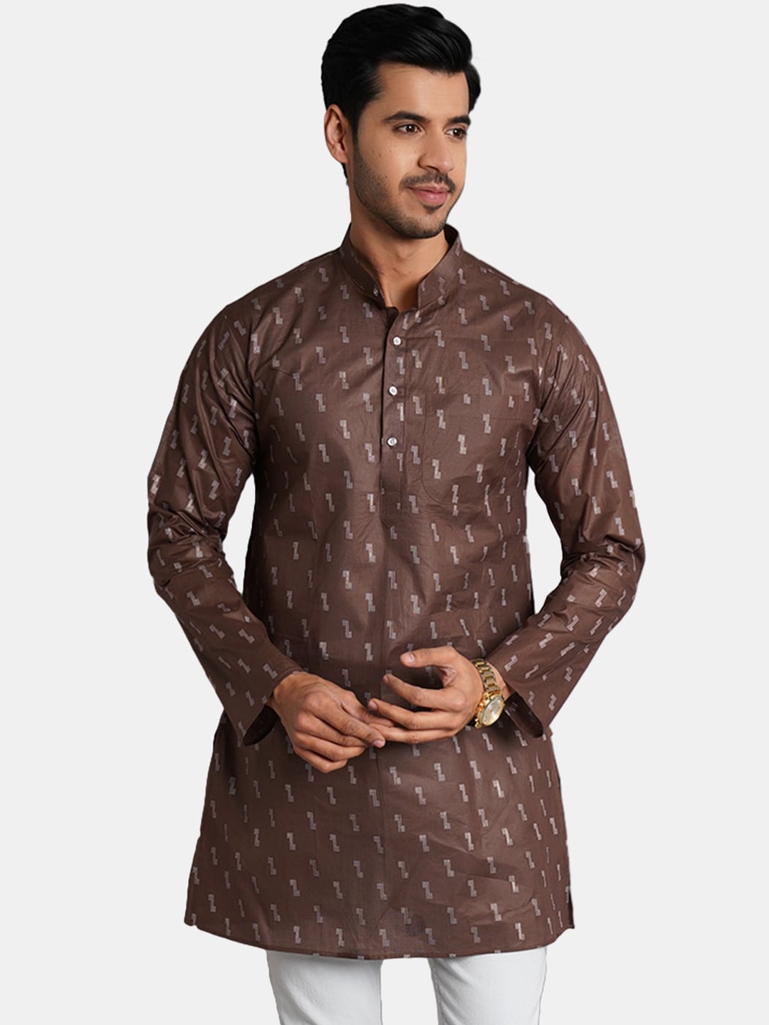

Wintage Ethnic Motifs Printed Mandarin Collar Pure Cotton Kurta, Brown
