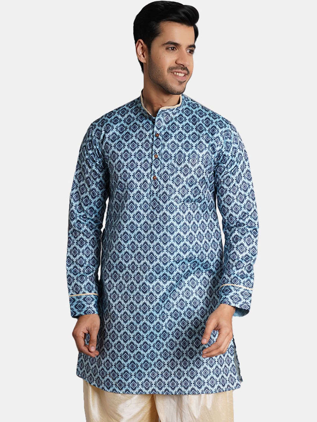 

Wintage Ethnic Motifs Printed Mandarin Collar Silk Cotton Kurta, Blue