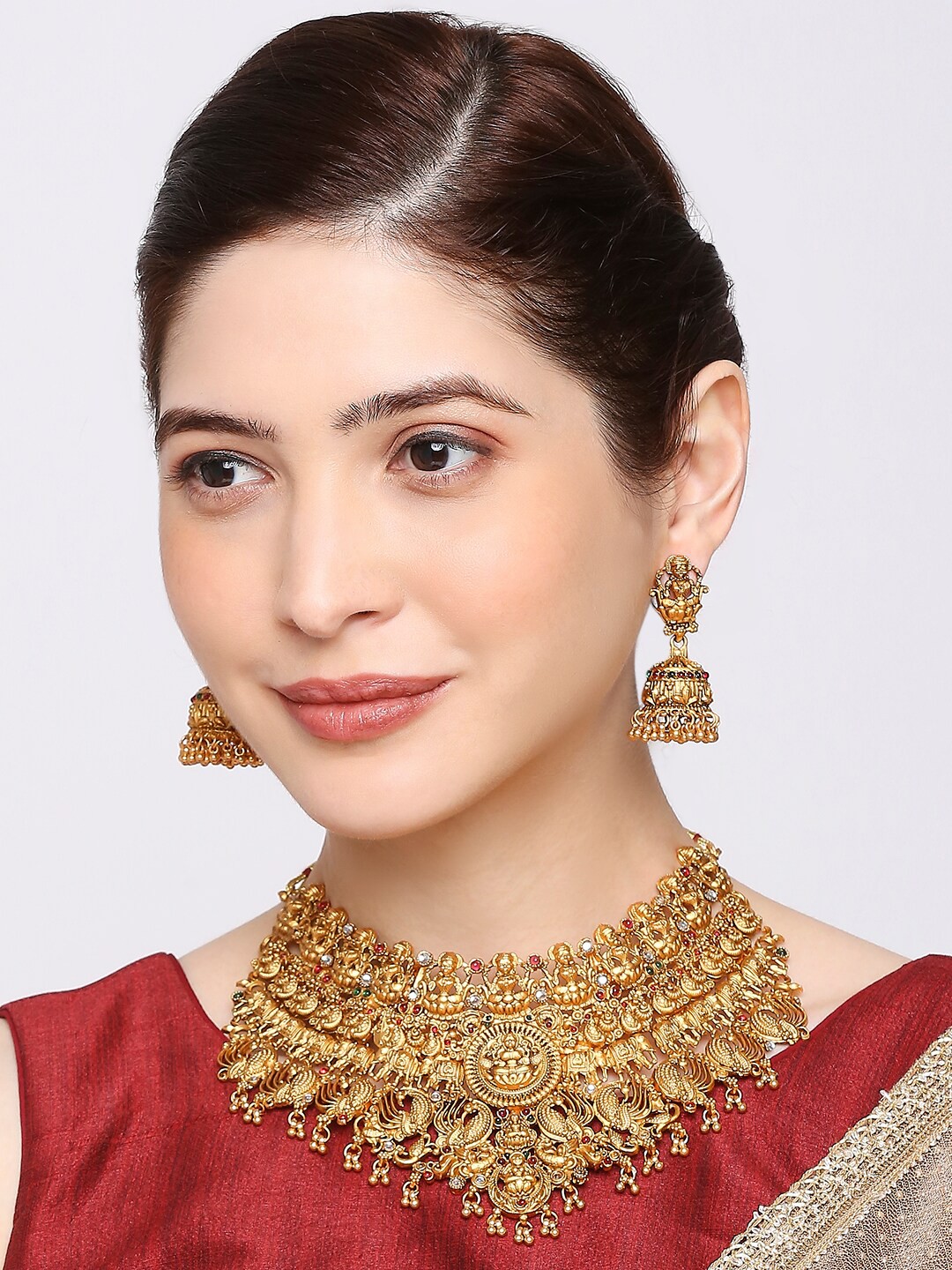 

OOMPH Gold-Plated Stone Studded & Beaded Jewellery Set