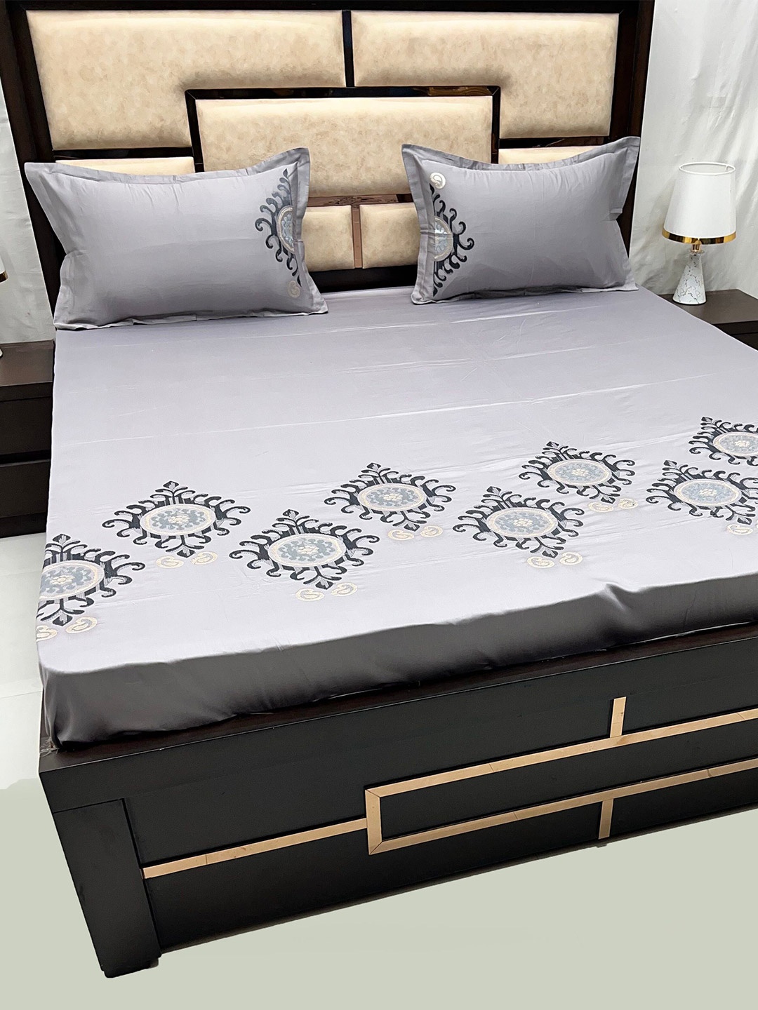 

Pure Decor Grey & Beige Ethnic Motif Embroidered King Bedsheet with 2 Pillow Covers