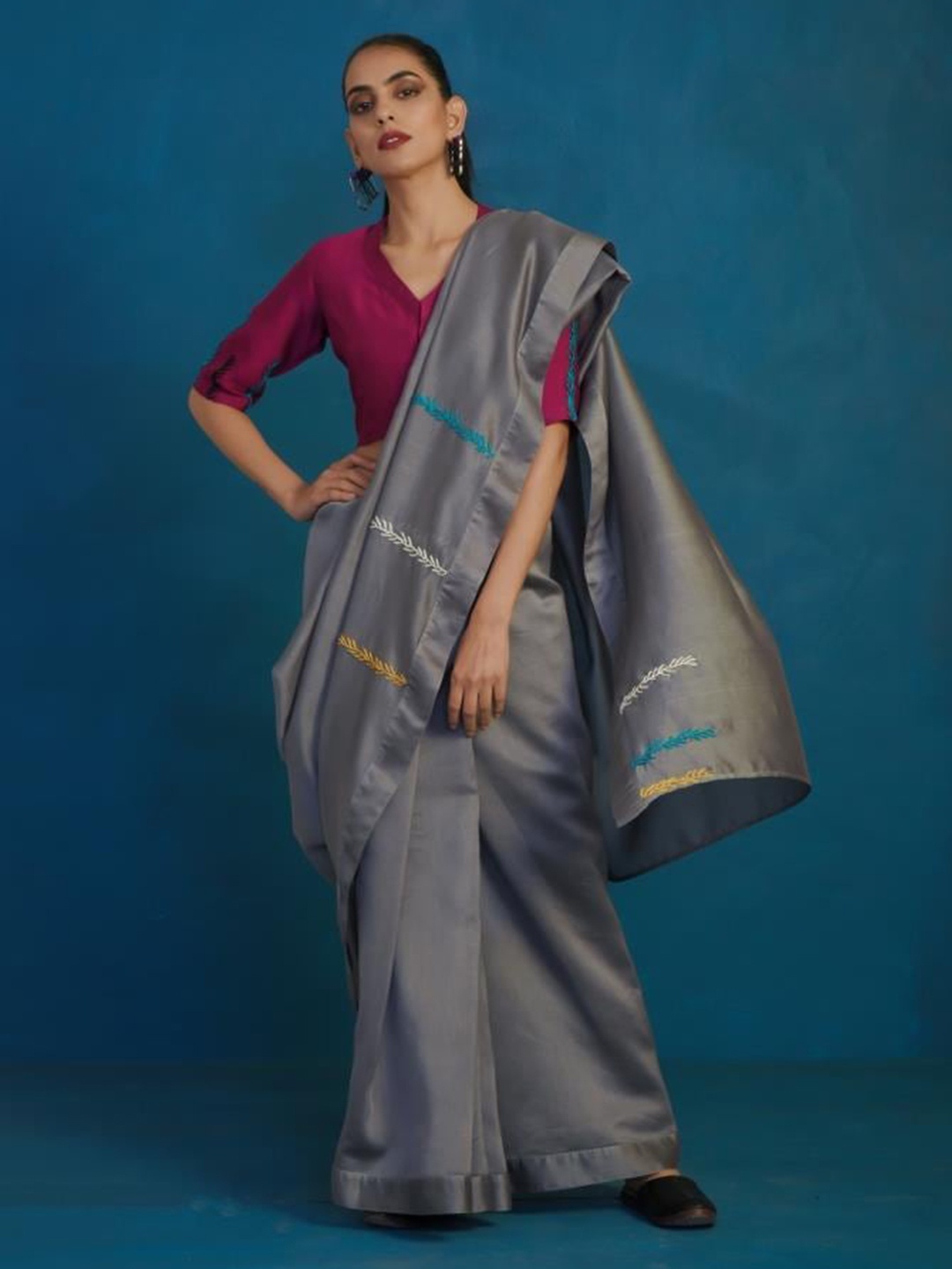 

charkhee Floral Embroidered Saree With Stitched Blouse, Grey