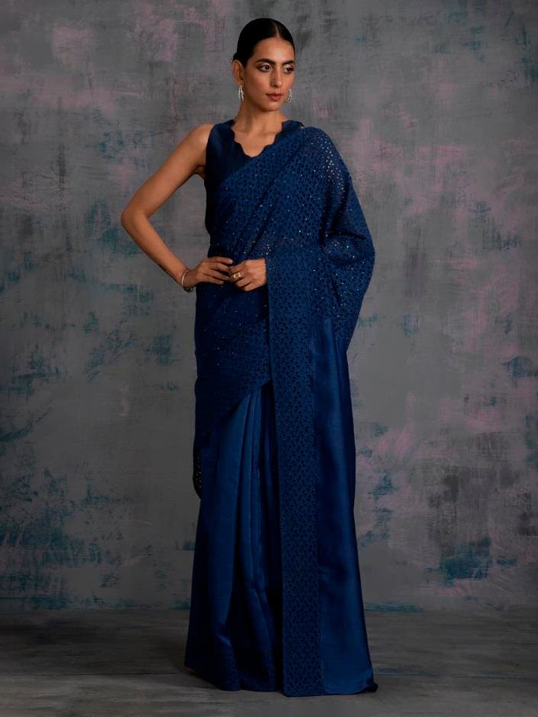 

charkhee Embellished Schiffli Saree, Navy blue