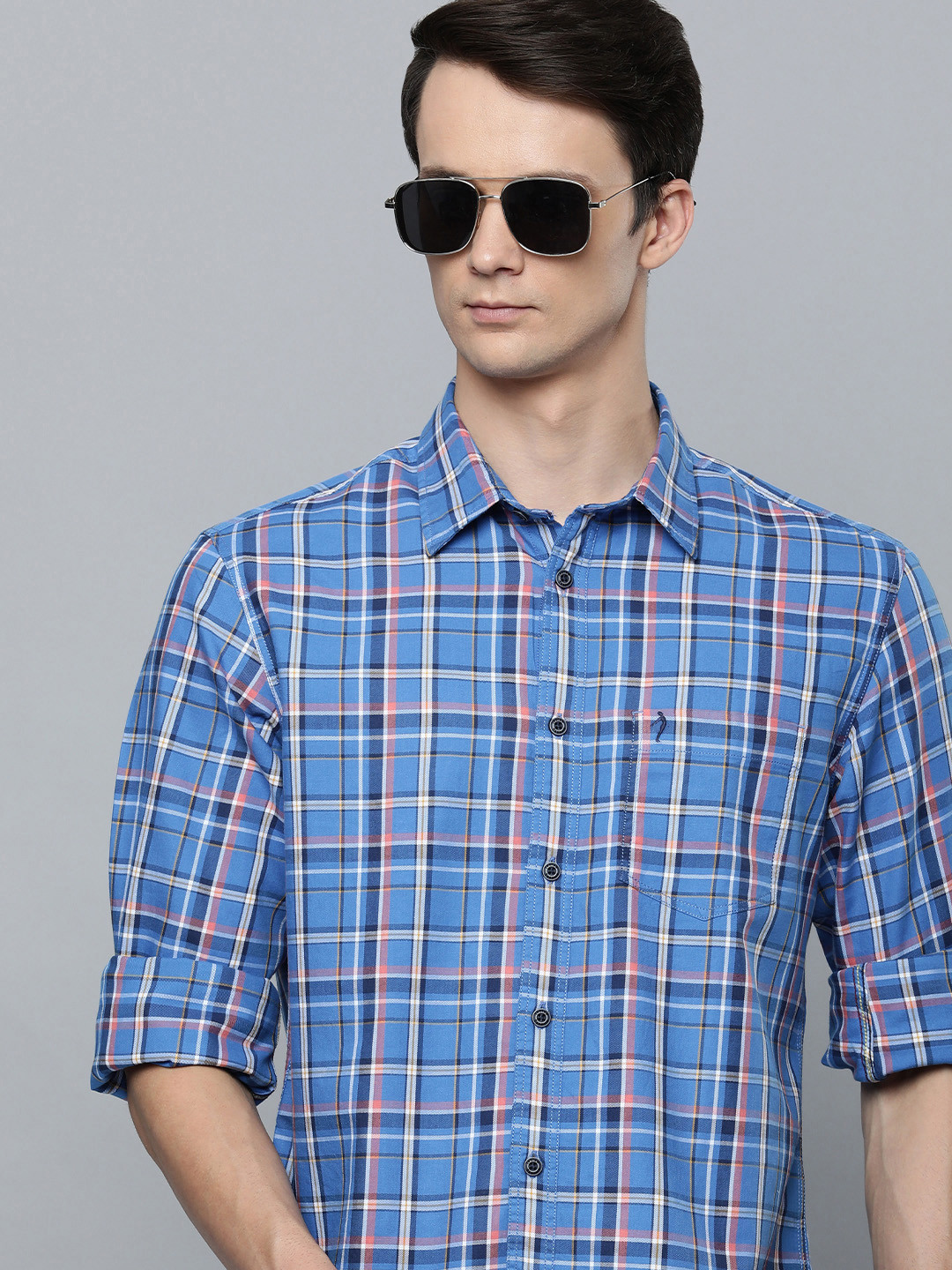 

Indian Terrain Men Blue Chiseled Slim Fit Tartan Checks Opaque Checked Casual Shirt