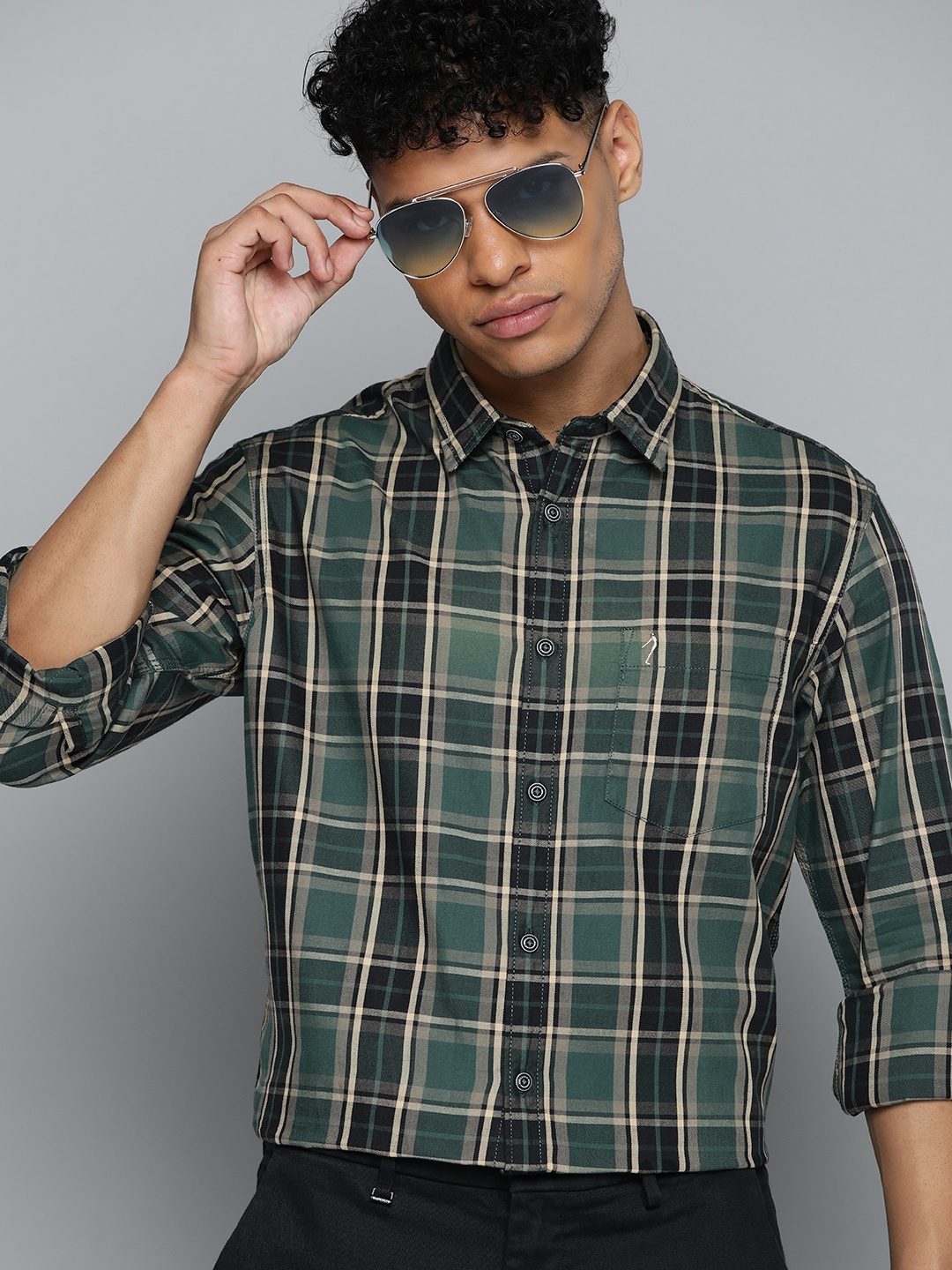 

Indian Terrain Slim Fit Tartan Checked Semiformal Shirt, Green