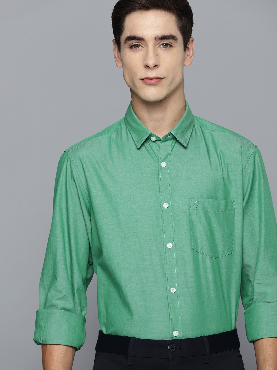 Indian Terrain Men Pure Cotton Slim Fit Semiformal Shirt, Green