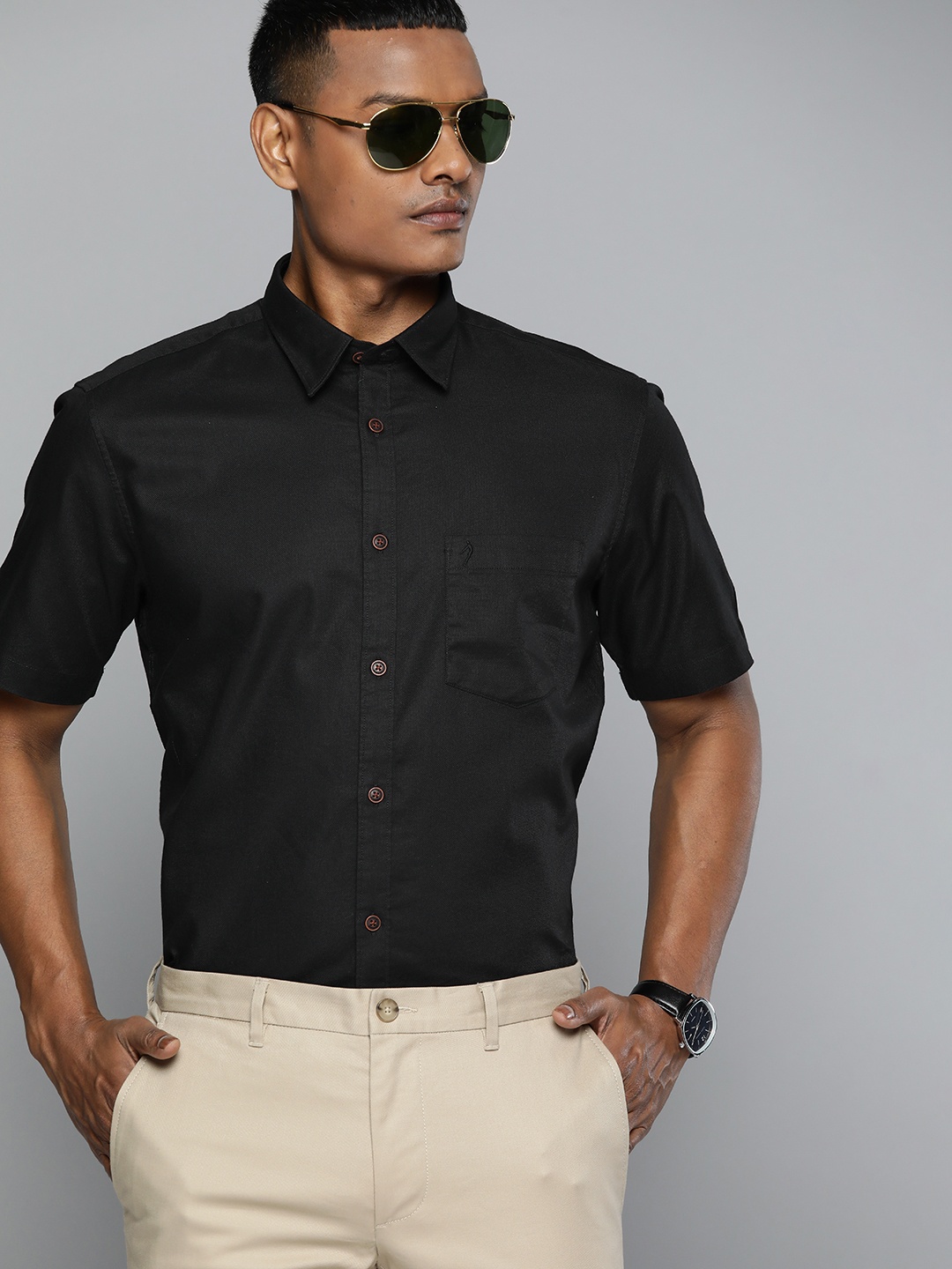 

Indian Terrain Textured Slim Fit Pure Cotton Shirt, Black