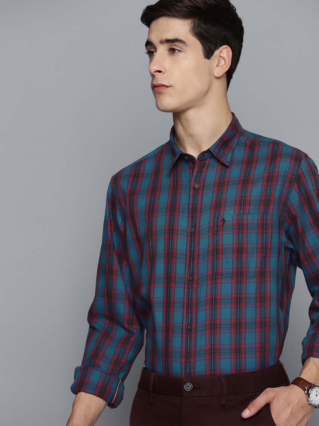 

Indian Terrain Men Pure Cotton Slim Fit Tartan Checked Semiformal Shirt, Teal
