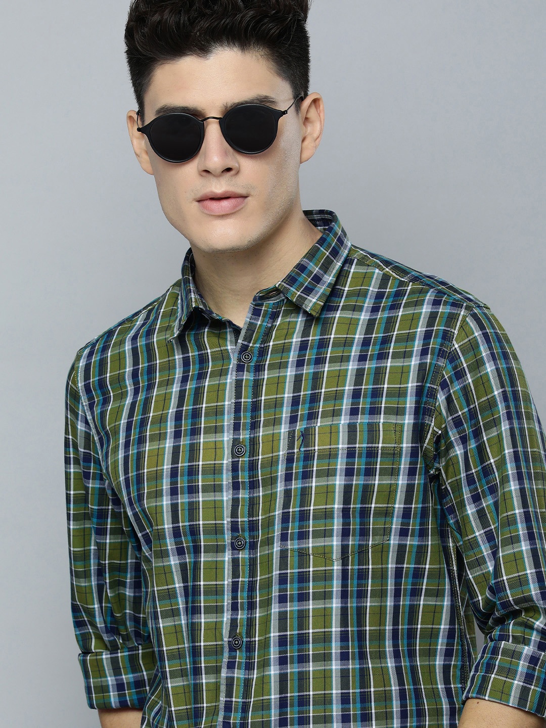 

Indian Terrain Chiseled Slim Fit Checked Pure Cotton Shirt, Green